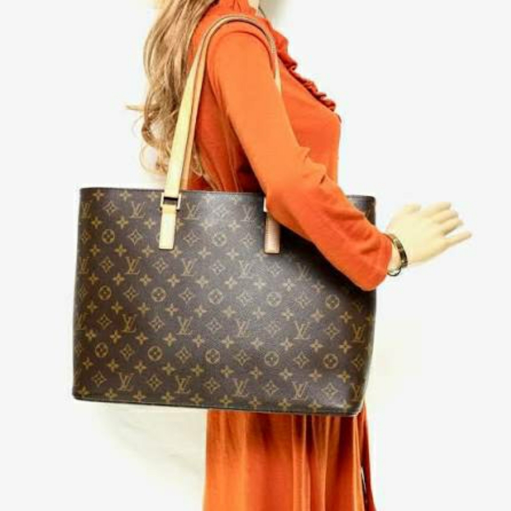 LV Luco Tote EUC Pocket Protector for Minor Peeling - Picture 4 of 17